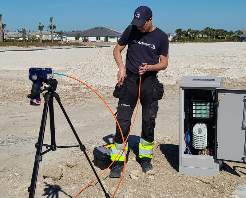 Man installing a Fibre connection