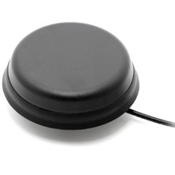 2.4 GHz ISM Ground Plane Dependent Customizable Antenna