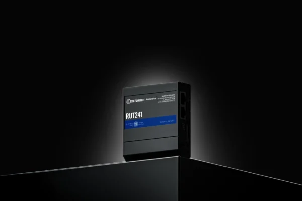 RUT241 4G Industrial Router - Image 2