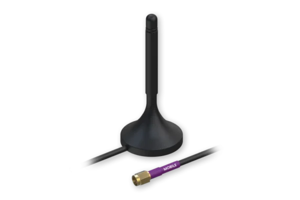 Mobile magnetic SMA antenna
